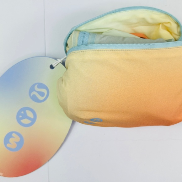 NWT Lululemon x Madhappy Packable Run Jacket Multicolored Womens Size 0 - Picture 15 of 15